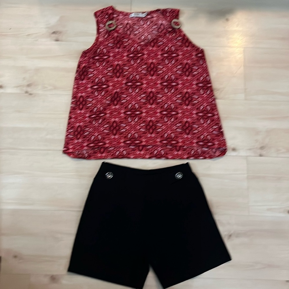 Paisley Top and Black Short Bundle